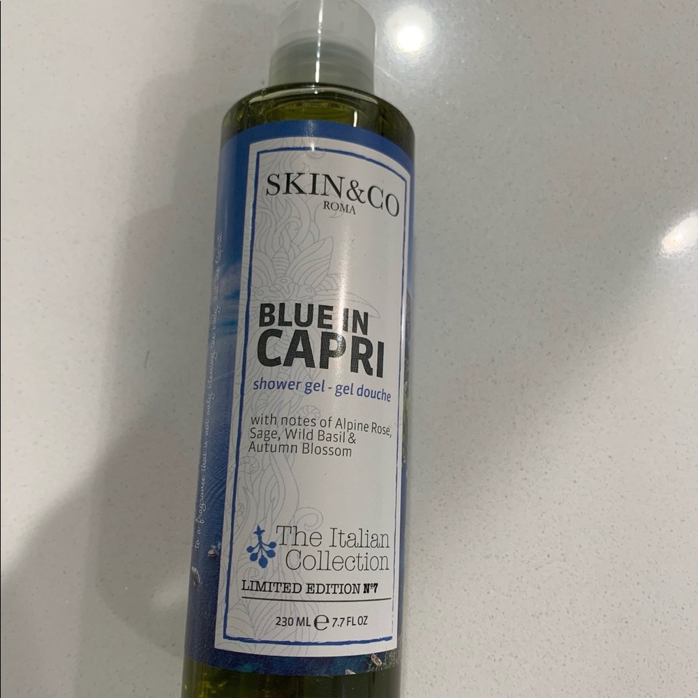 Blue in Capri shower gel